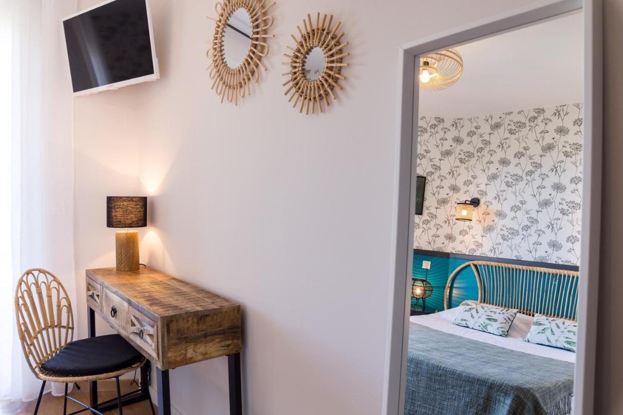 "Cap Riviera" Hotel & Restaurant Saint Aygulf Buitenkant foto