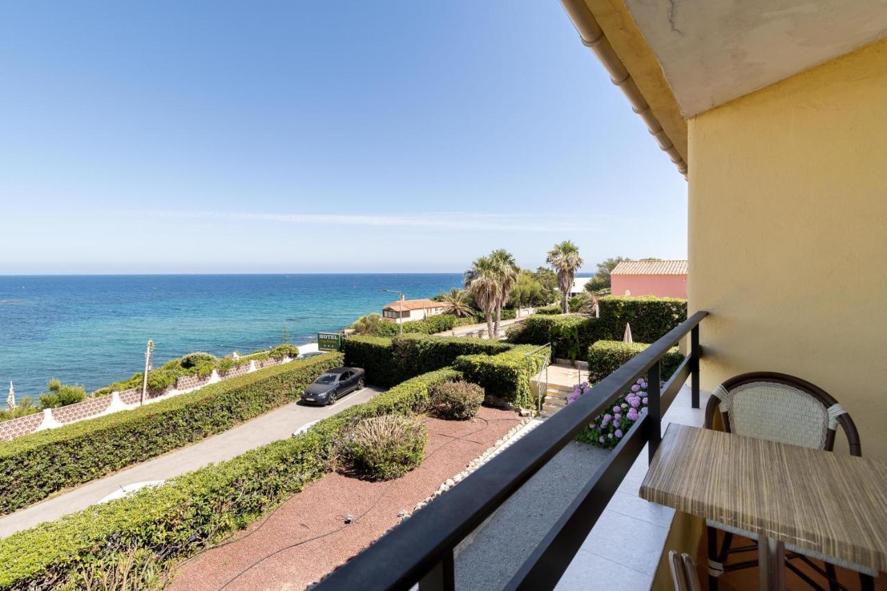 "Cap Riviera" Hotel & Restaurant Saint Aygulf Buitenkant foto