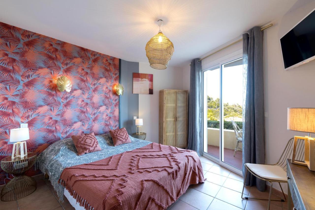 "Cap Riviera" Hotel & Restaurant Saint Aygulf Buitenkant foto
