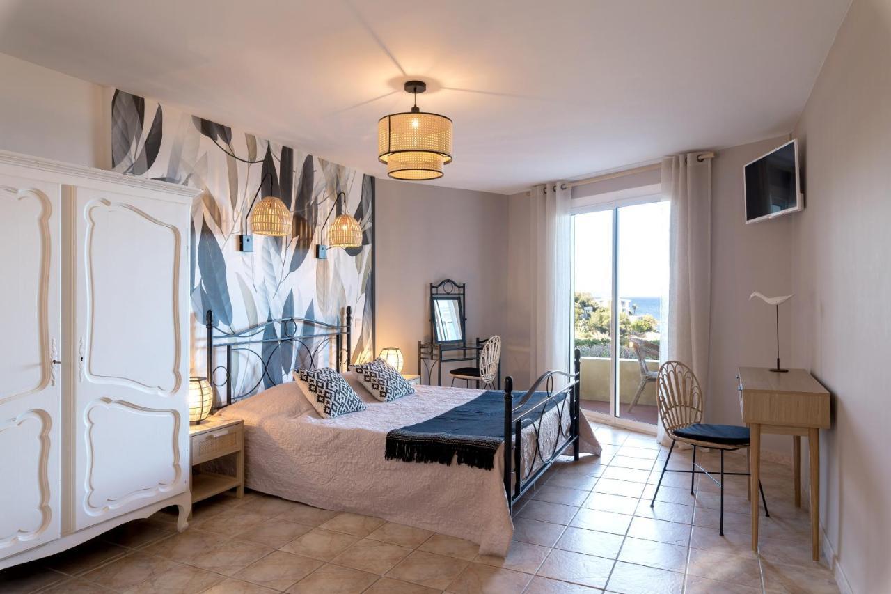 "Cap Riviera" Hotel & Restaurant Saint Aygulf Buitenkant foto