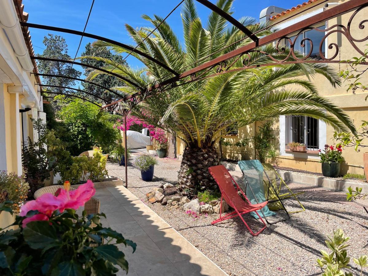 "Cap Riviera" Hotel & Restaurant Saint Aygulf Buitenkant foto