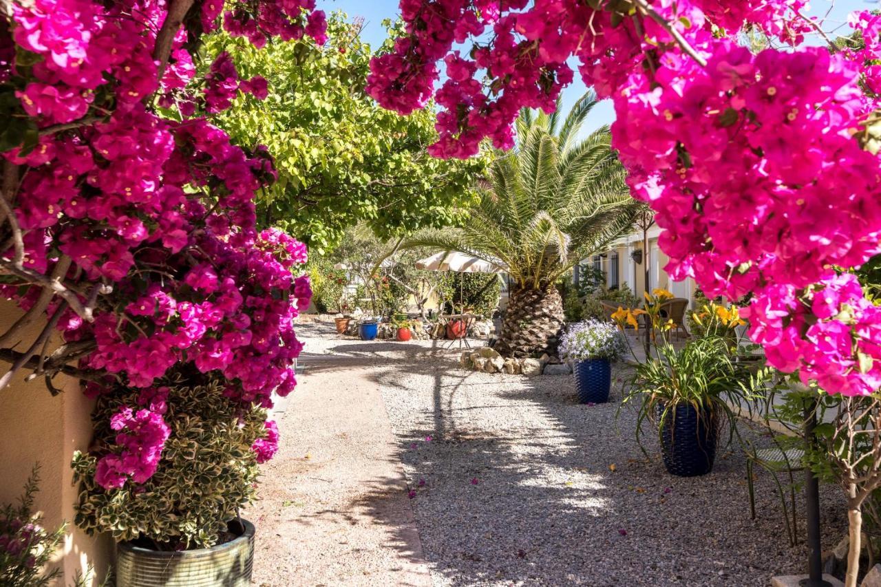 "Cap Riviera" Hotel & Restaurant Saint Aygulf Buitenkant foto