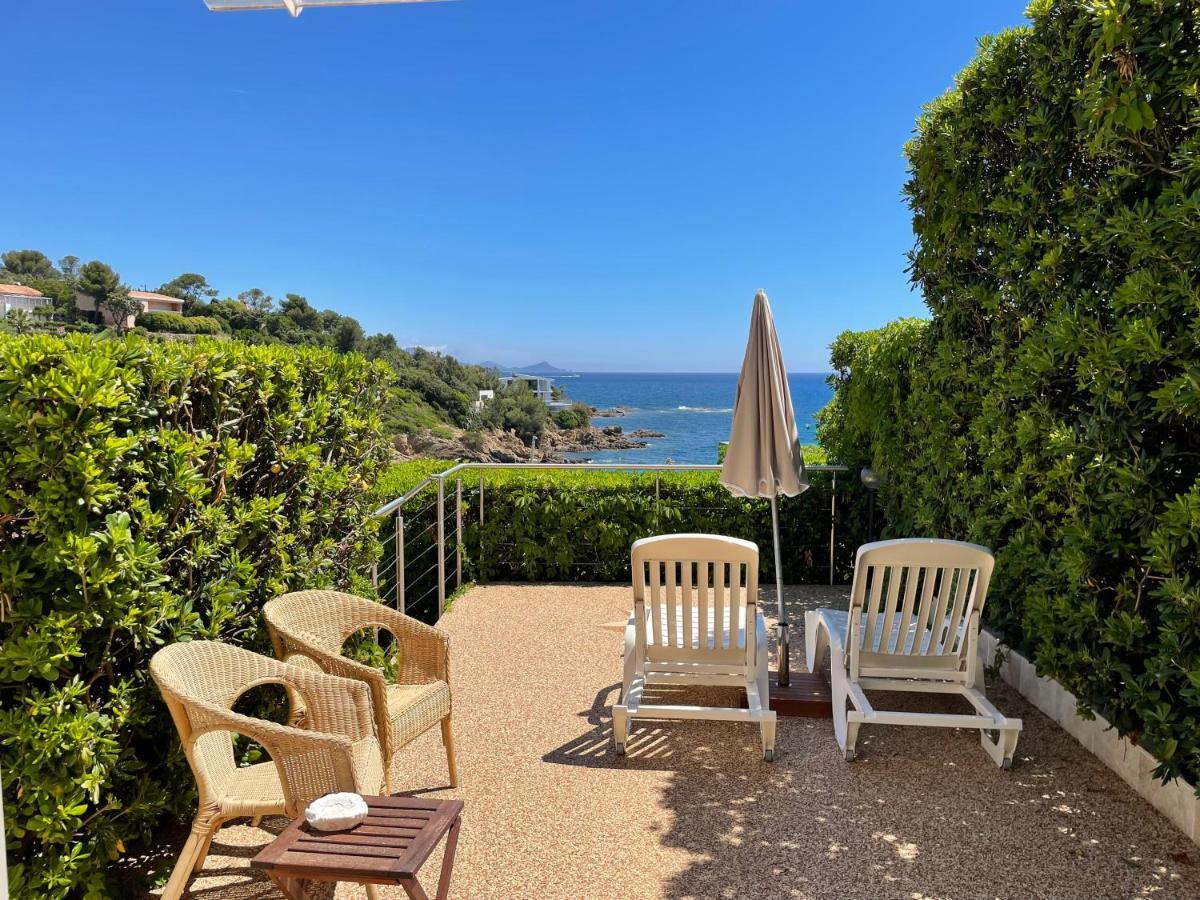 "Cap Riviera" Hotel & Restaurant Saint Aygulf Buitenkant foto