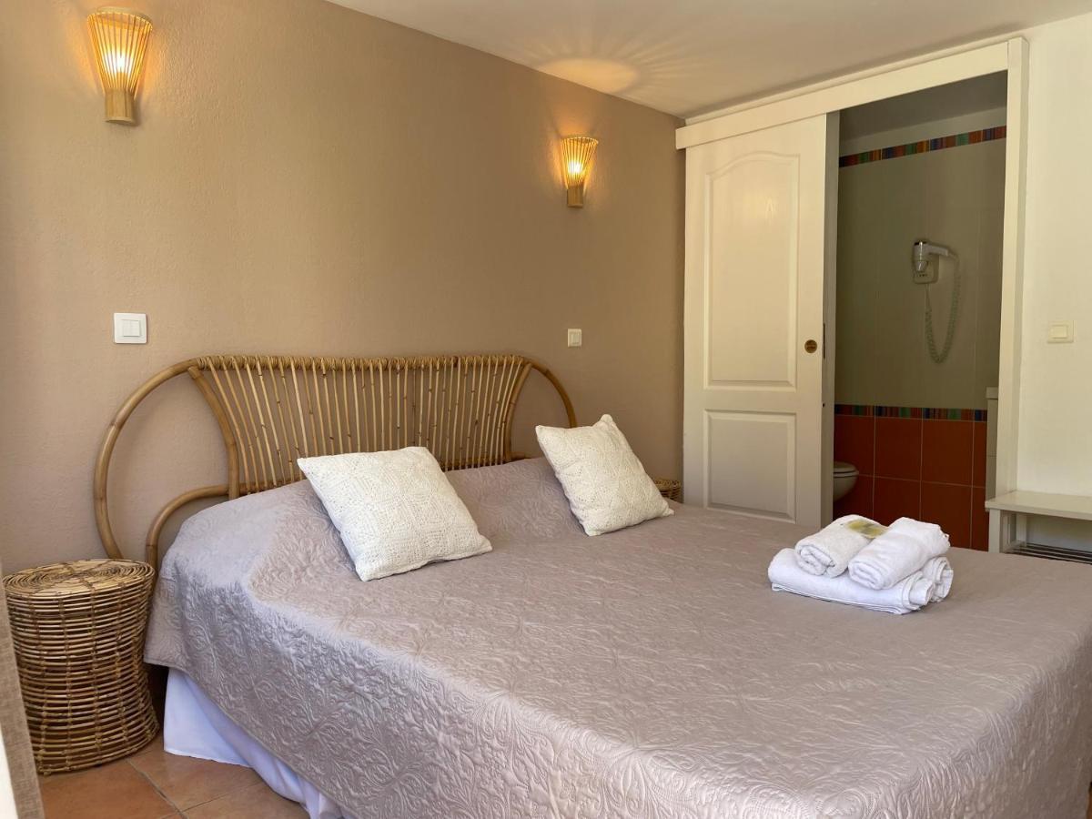 "Cap Riviera" Hotel & Restaurant Saint Aygulf Buitenkant foto