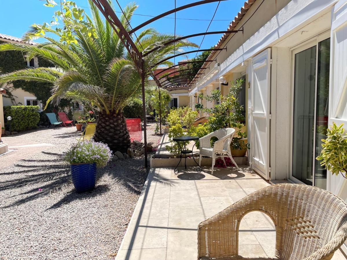 "Cap Riviera" Hotel & Restaurant Saint Aygulf Buitenkant foto