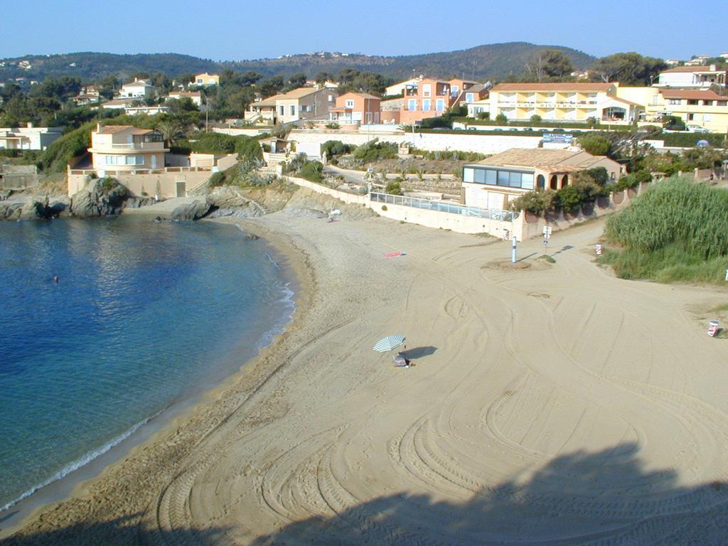 "Cap Riviera" Hotel & Restaurant Saint Aygulf Buitenkant foto