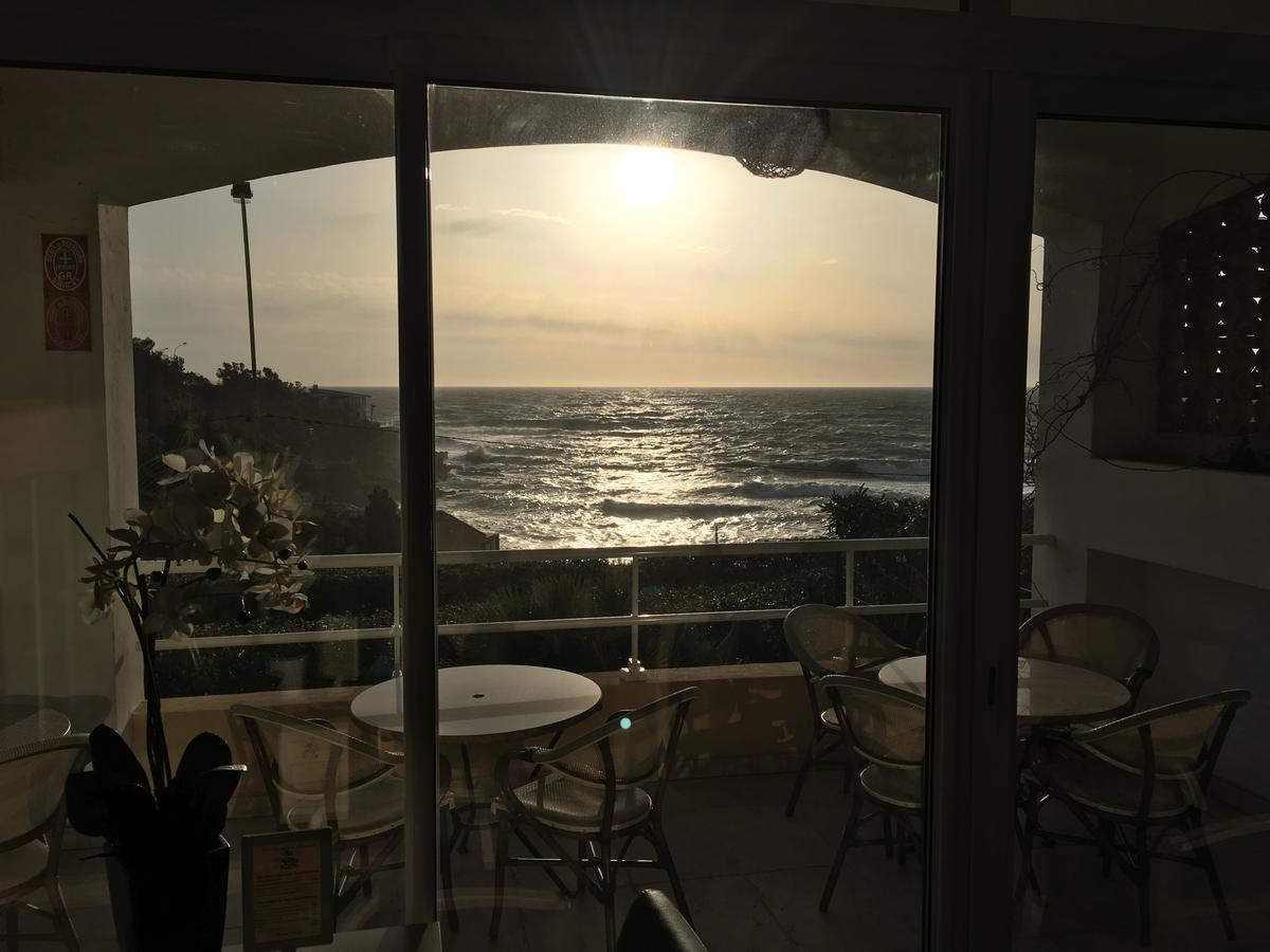 "Cap Riviera" Hotel & Restaurant Saint Aygulf Buitenkant foto
